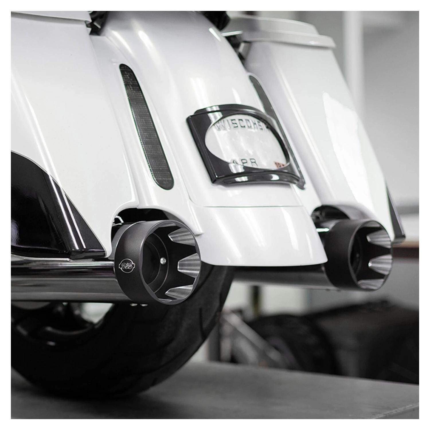 S&S Sidewinder Shadow Pipe For Harley Touring - Image 8